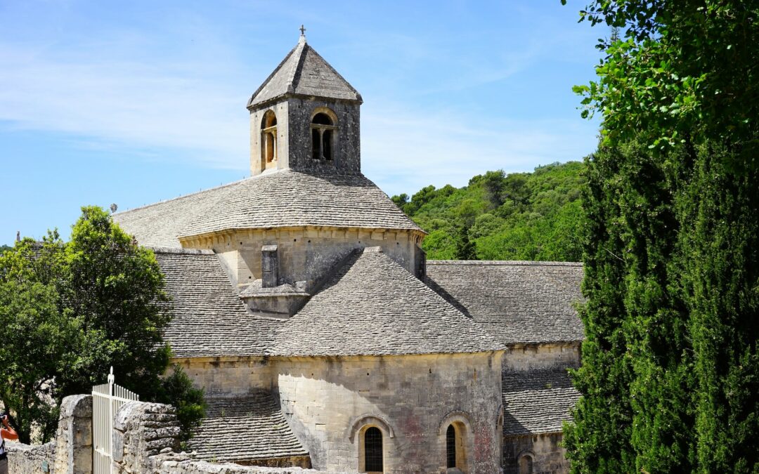 Roadtrip Journée à Mobylettes Châteaux et Abbaye de Cluny